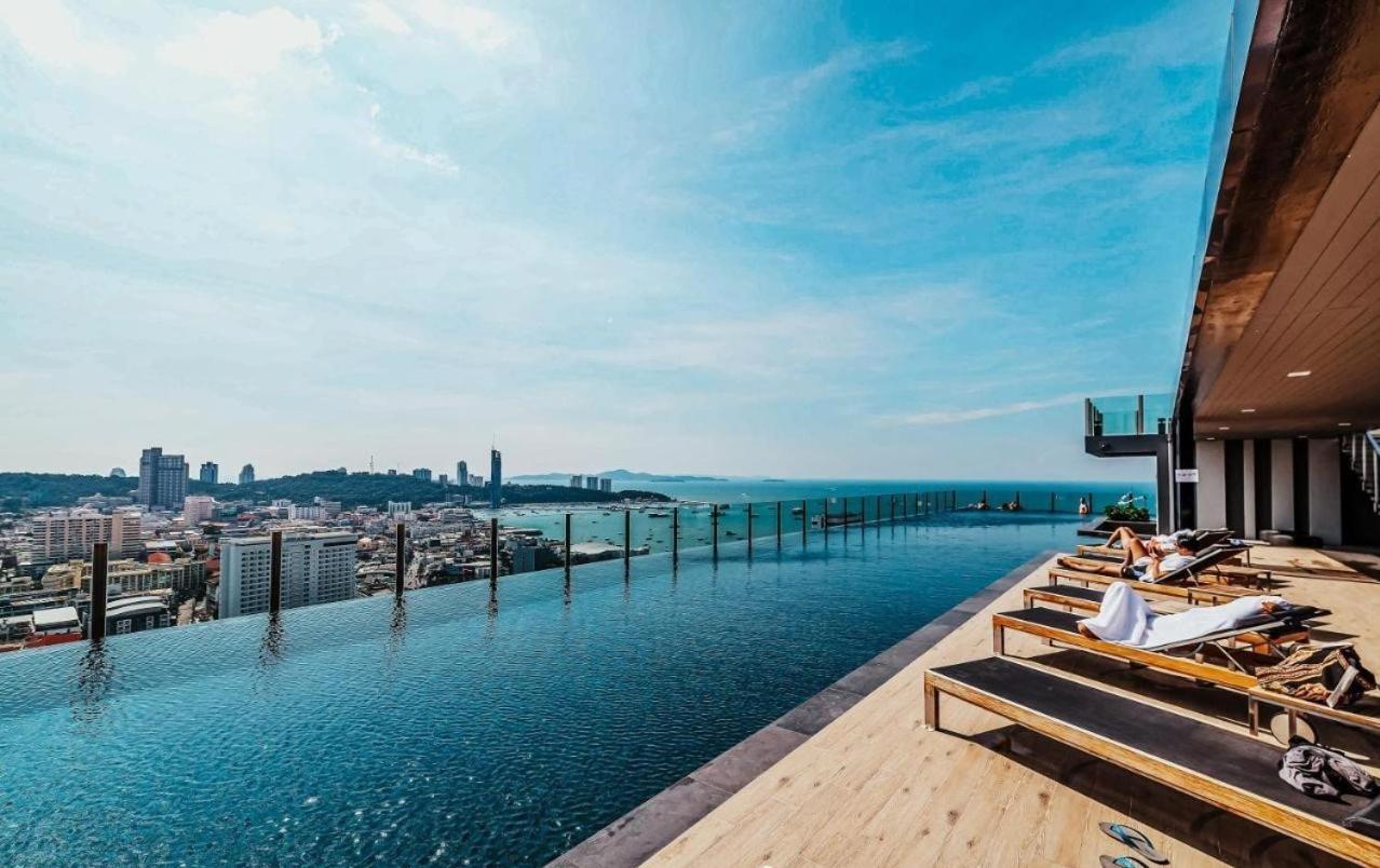 2 Bed Room, Large Living Room @ Central Pattaya Bagian luar foto