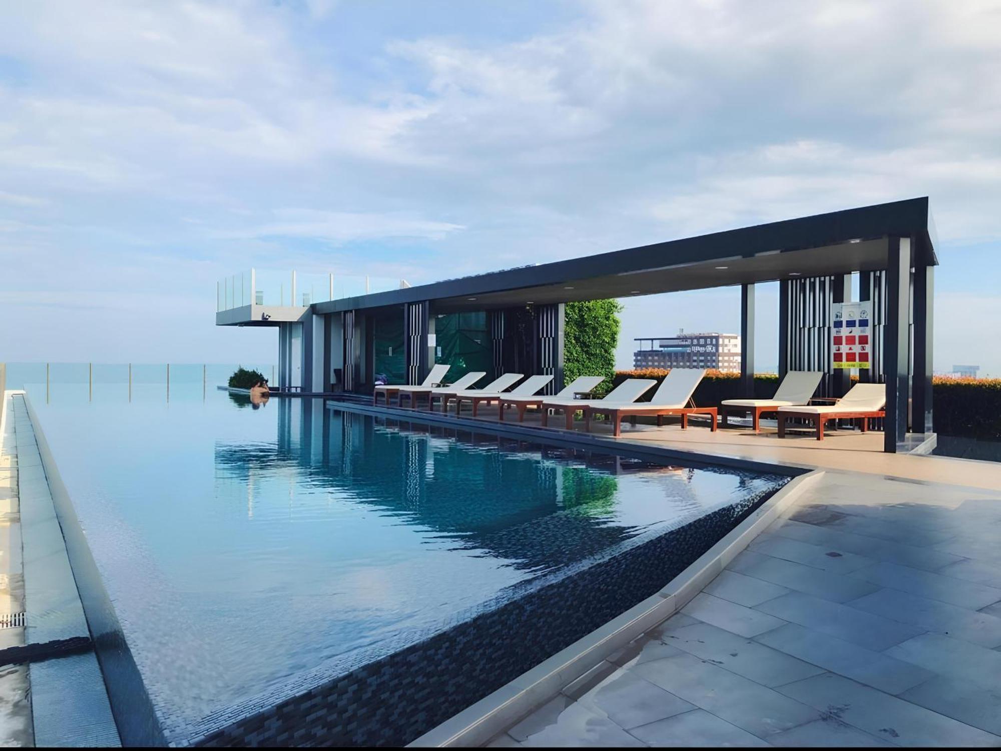 2 Bed Room, Large Living Room @ Central Pattaya Bagian luar foto